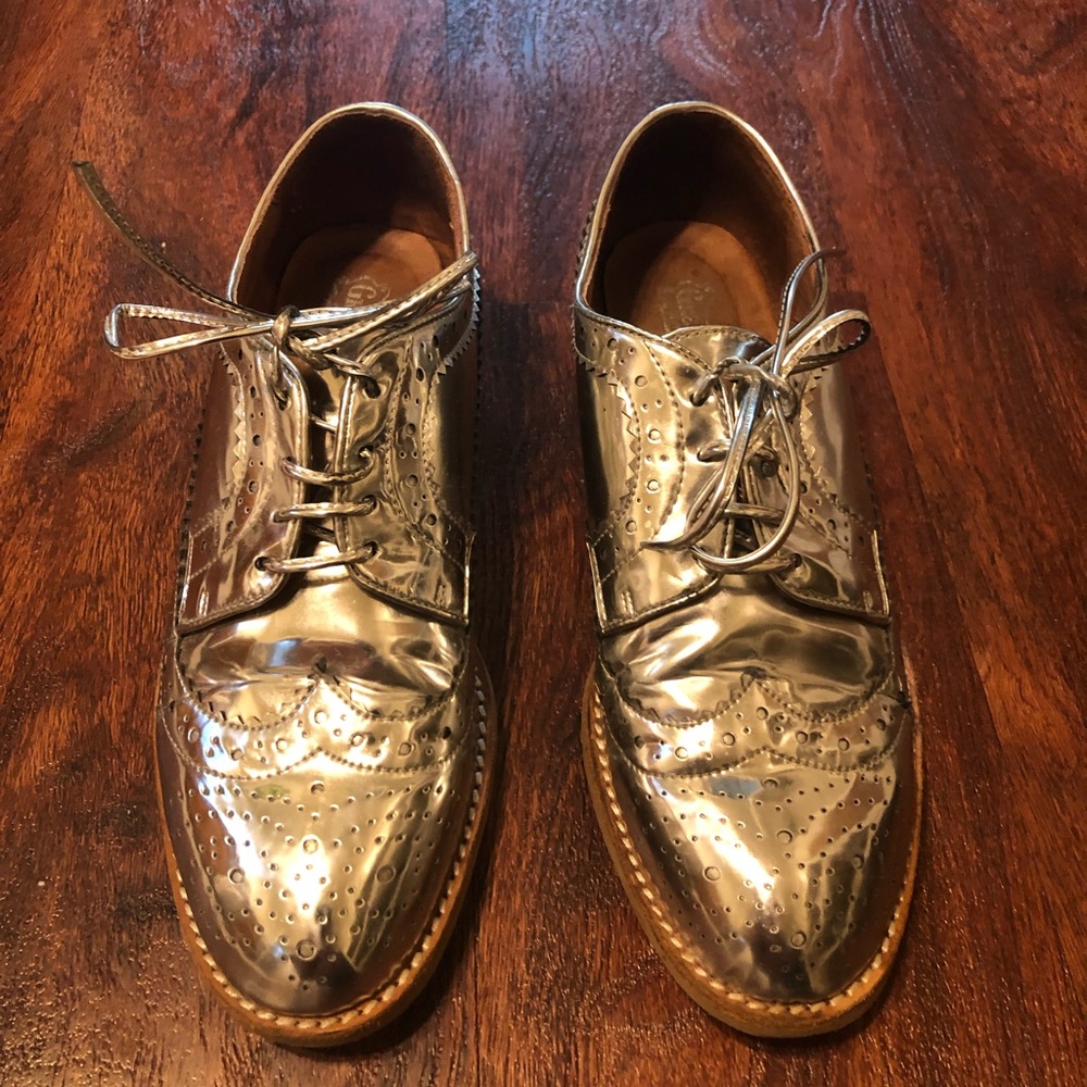 Jeffrey Campbell Silver Metallic Oxfords